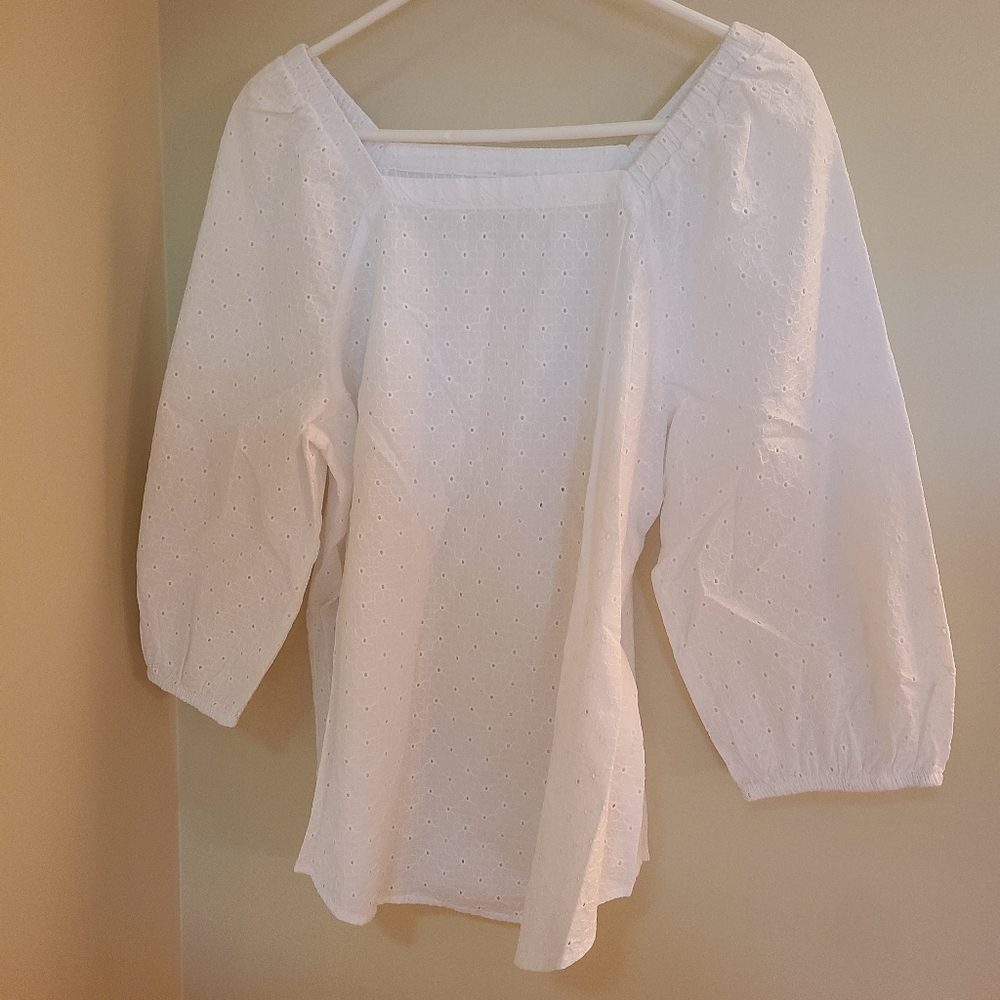 Liz Claiborne Women's Eyelet 3/4 Sleeve Top